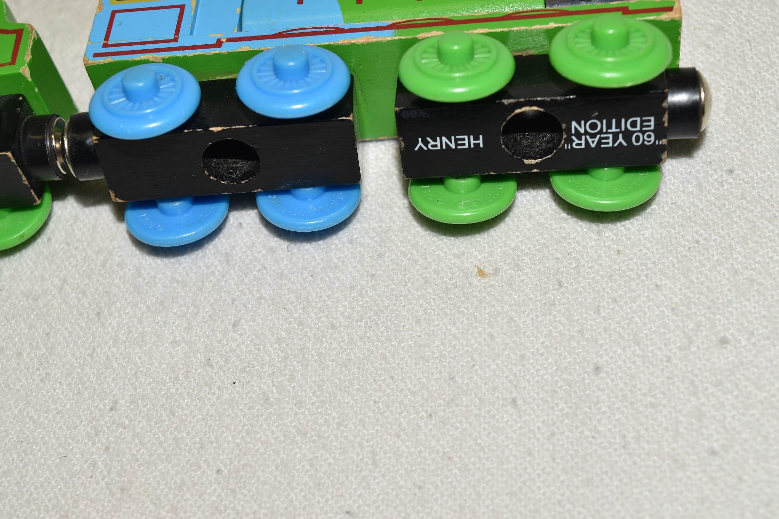 Thomas & Friends HENRY « 60 Year Edition » Engine Limited Anniversary Release RARE