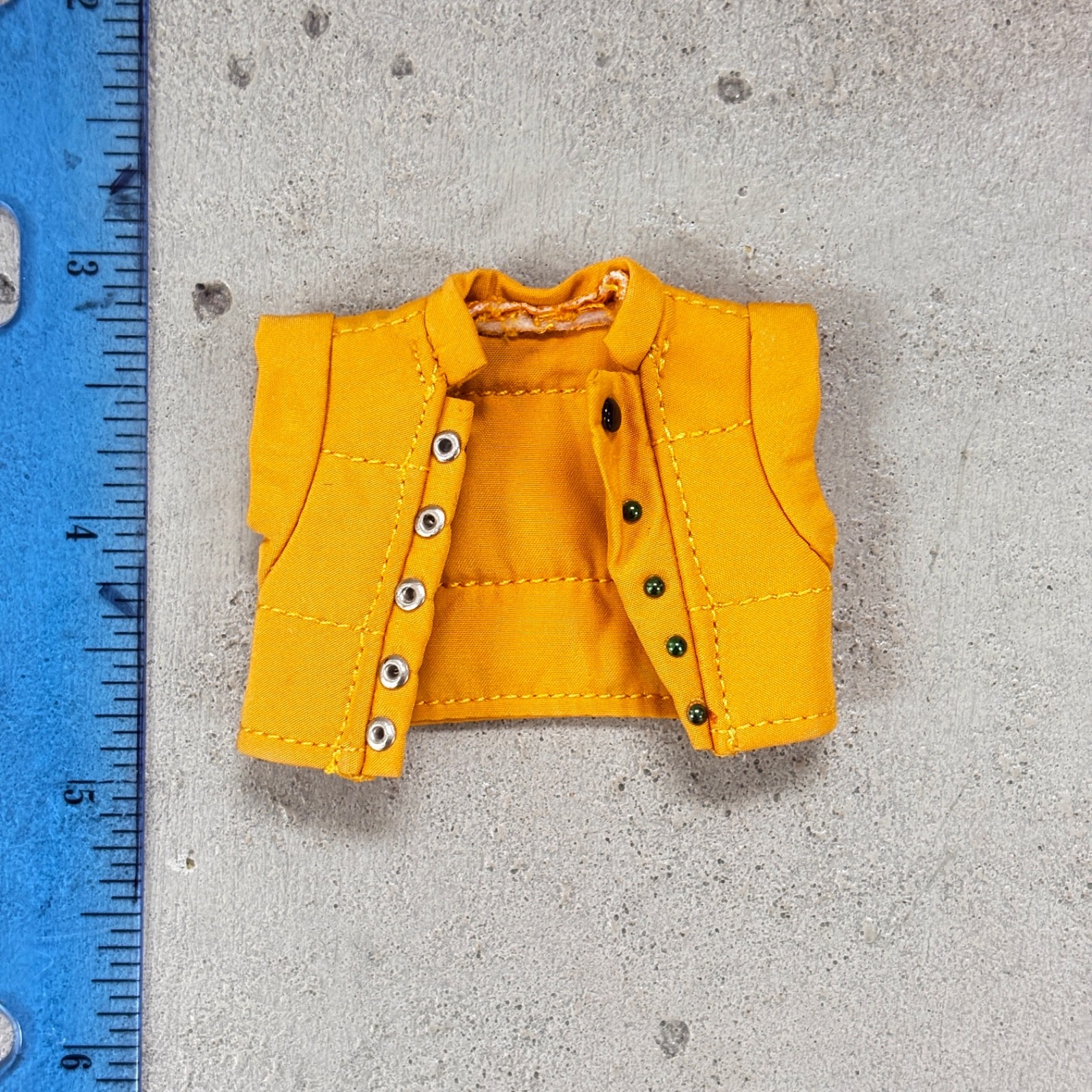 BW-NS-VST: 1/12 Fabric vest for Storm Arena Street Fighter Nash Action Figure