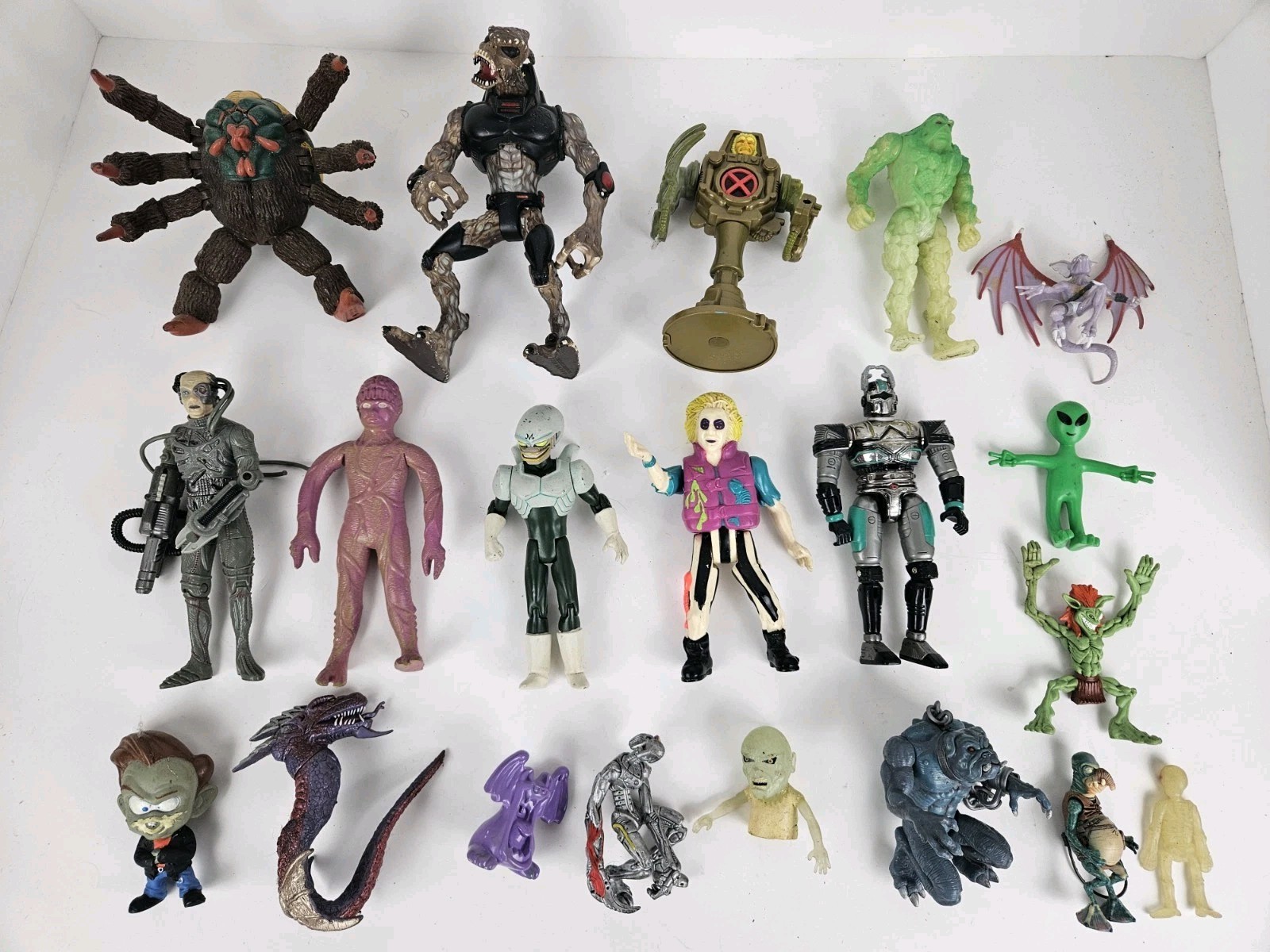 Vintage 1990&rsquo;s Horror & Sci Fi Action Figure Toy Lot