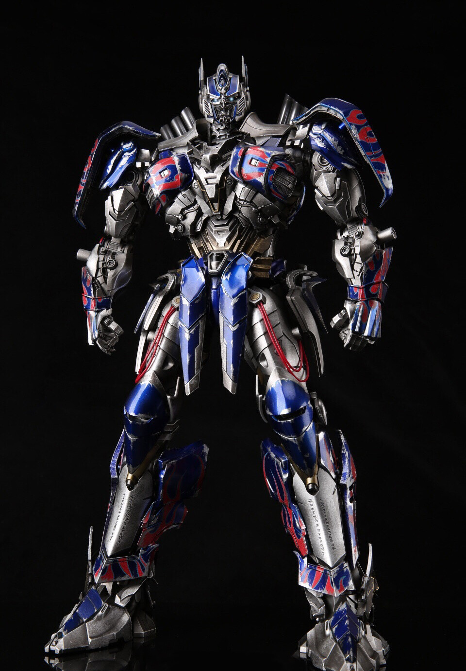 Comicave1/22 CS Optimus Prime Transformers 4 Height Action Figure New in Stock