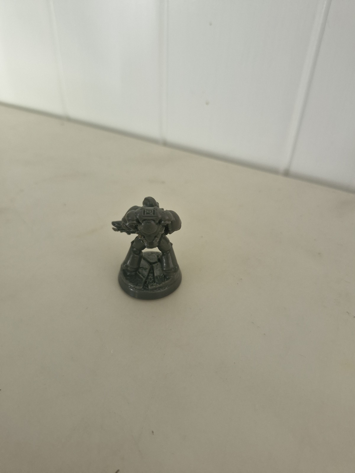 28mm Sci-Fi Armoured Soldier Miniature – Tabletop Wargaming Figure