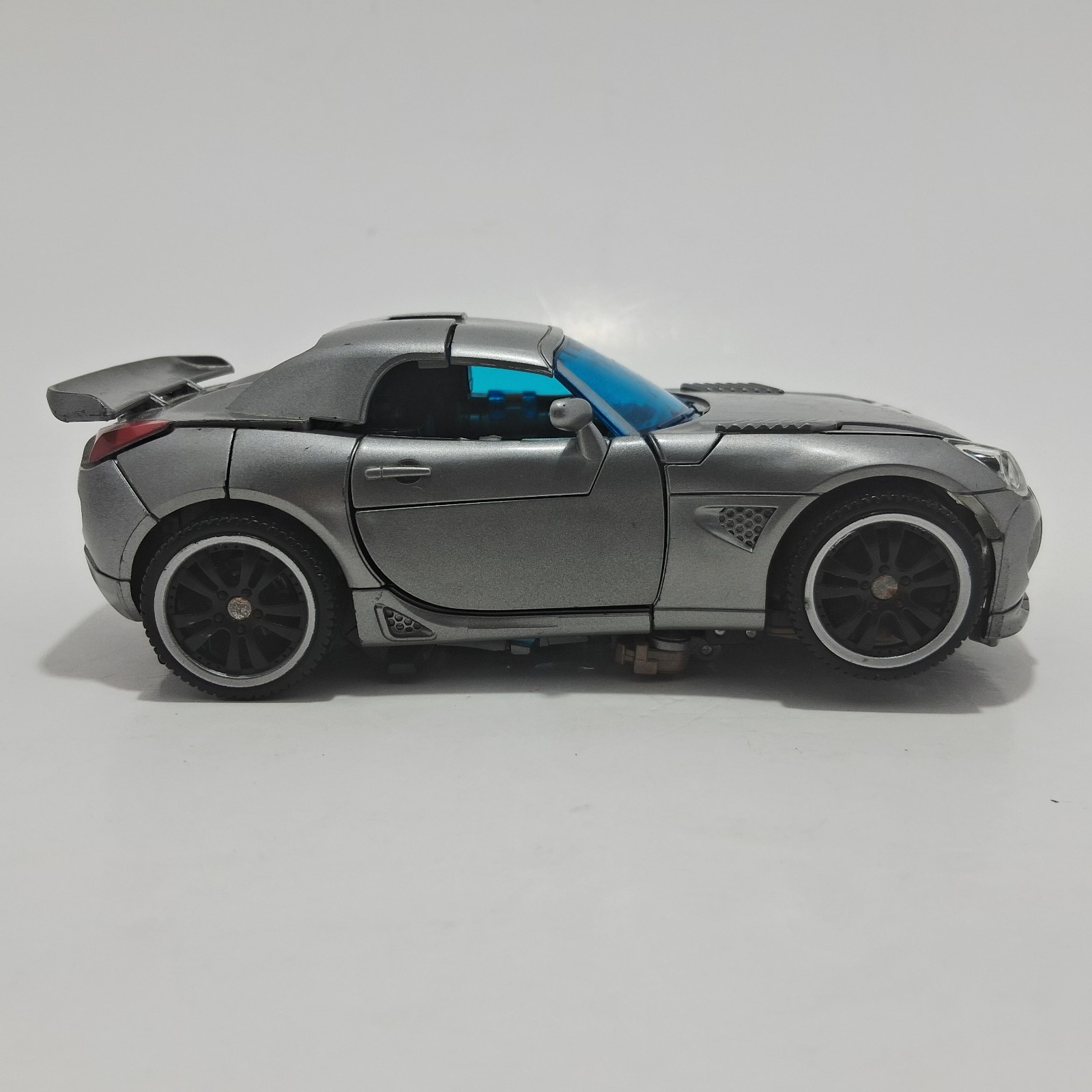 Transformers Human Alliance – Autobot Jazz Incomplete Pontiac Solstice GXP Loose