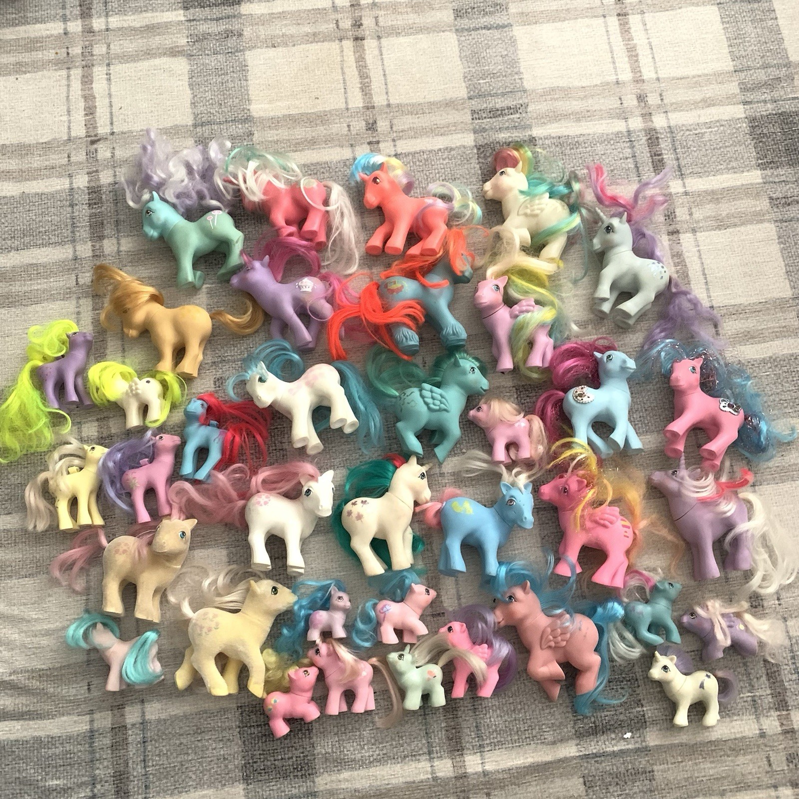 LOT OF 41 VINTAGE G1 My Little Pony Babies Unicorn Pegasus Flocked 6lbs