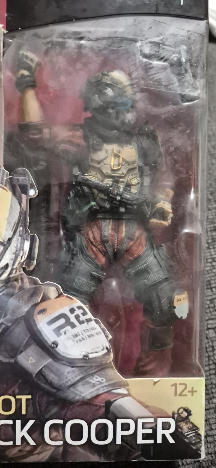 Titanfall 2 Pilot Jack Cooper Action Figure McFarlane Color Tops Box Has Wear