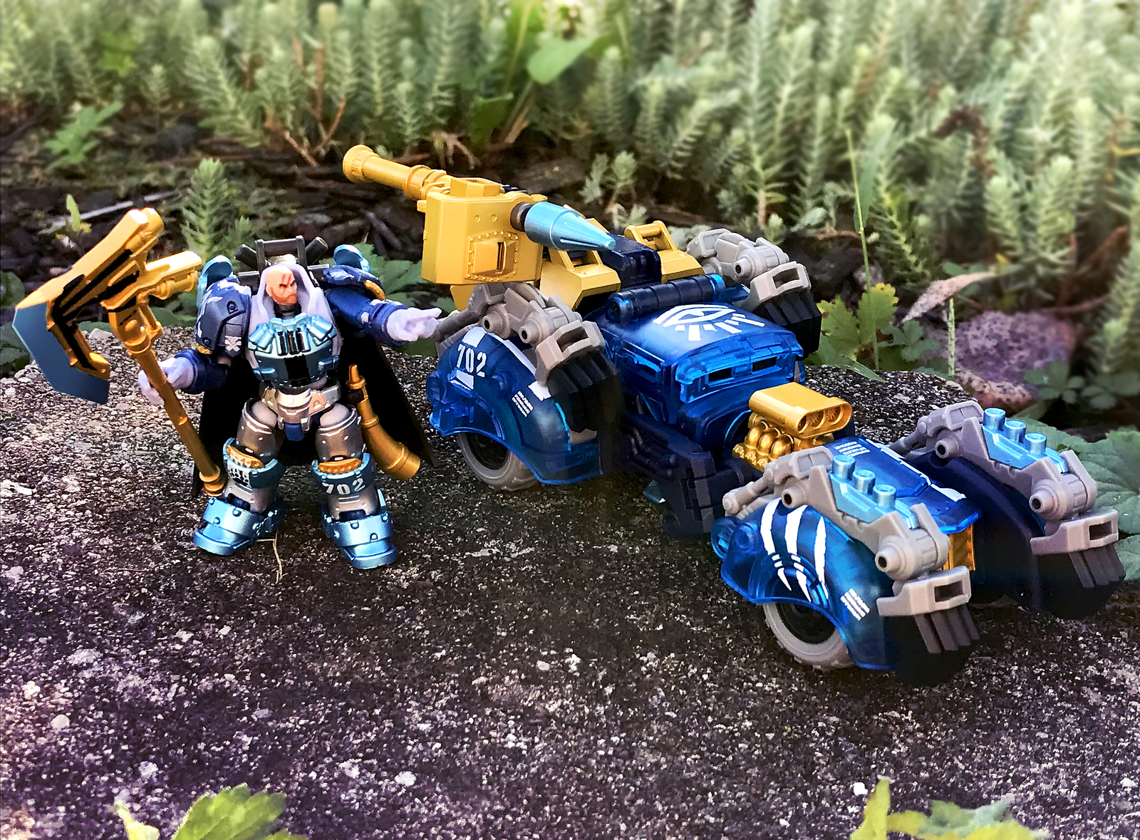 BOTCON 2022 EXCLUSIVE Archecore ARC-07 Crystal Wolf Freki & Sturla IN STOCK NOW!