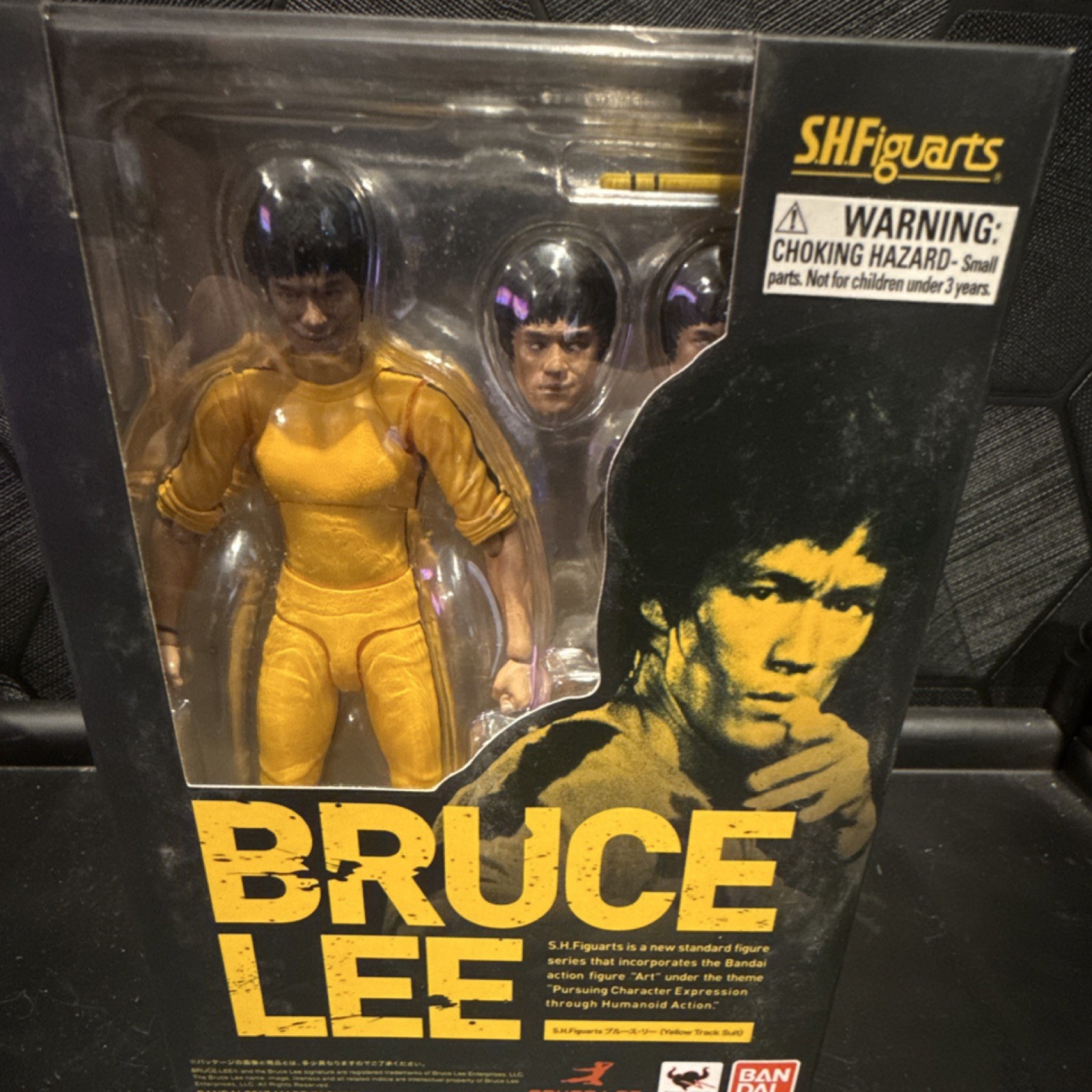Bandai S.H.Figuarts Bruce Lee Action Figure Yellow Suit Interchangeable Heads