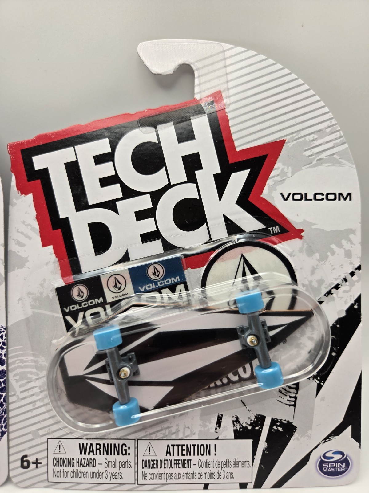 New Tech Deck Volcom Diamond Shape Cut Ultra Rare & Baker Kader Fingerboards
