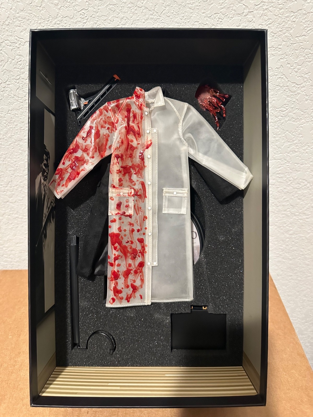 Iconiq Studios American Psycho Patrick Bateman 1/6 Scale