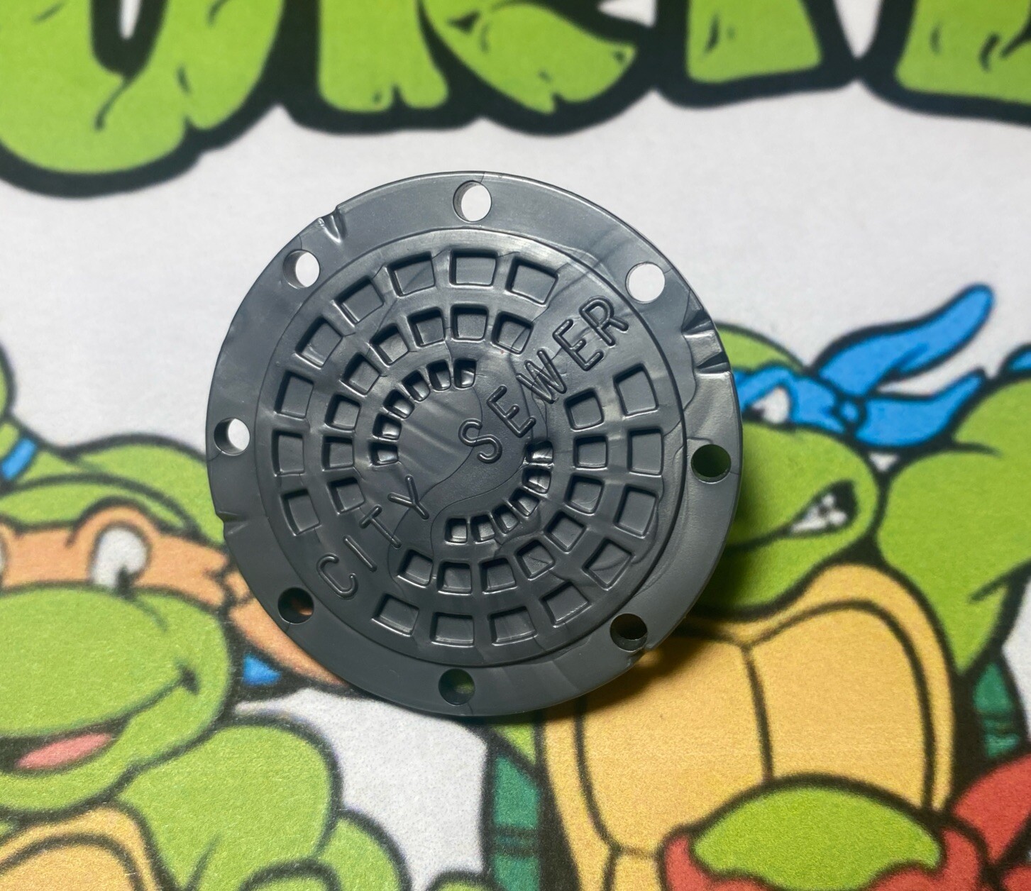Vintage 1988 TMNT Gags Jokes Crazy Weapons #1 Part Sewer Cover Shield 886U F11