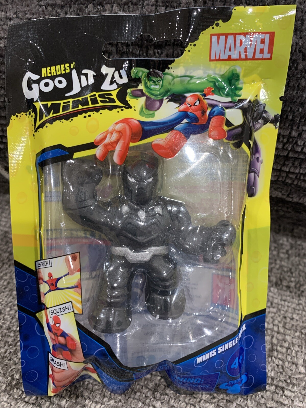 Marvel Heroes of Goo Jit Zu Minis Black Panther 2.5&Prime; Action Figure.