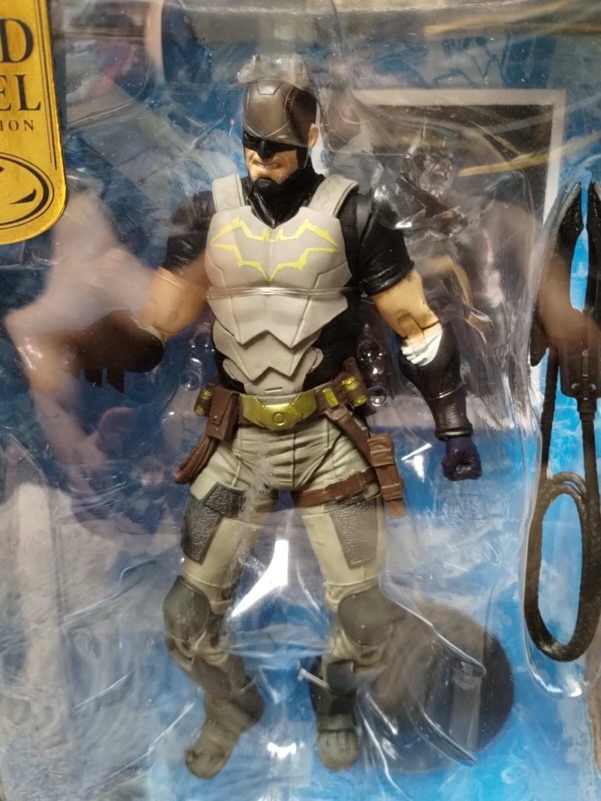 DC Comics Multiverse Gold Label Exclusive Batman Dark Detective Future State 7”