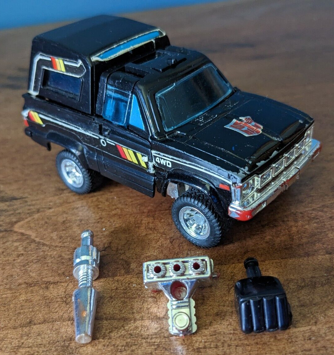 TRANSFORMERS G1 TRAILBREAKER 1984 Hasbro Takara Pre-Rub 84