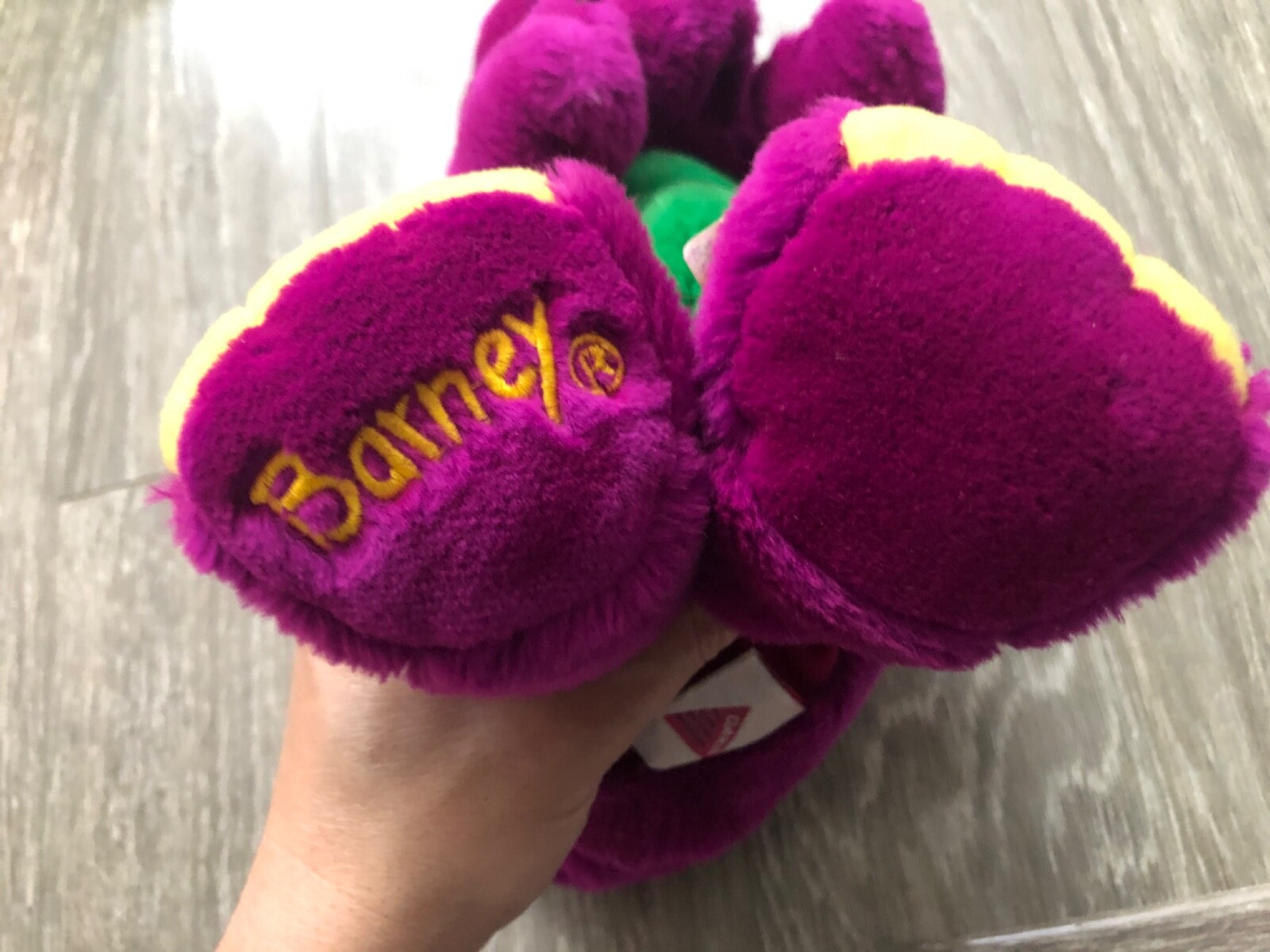 Dakin The Lyons Group Barney Plush Puppet 1992 – 13&Prime; Tall