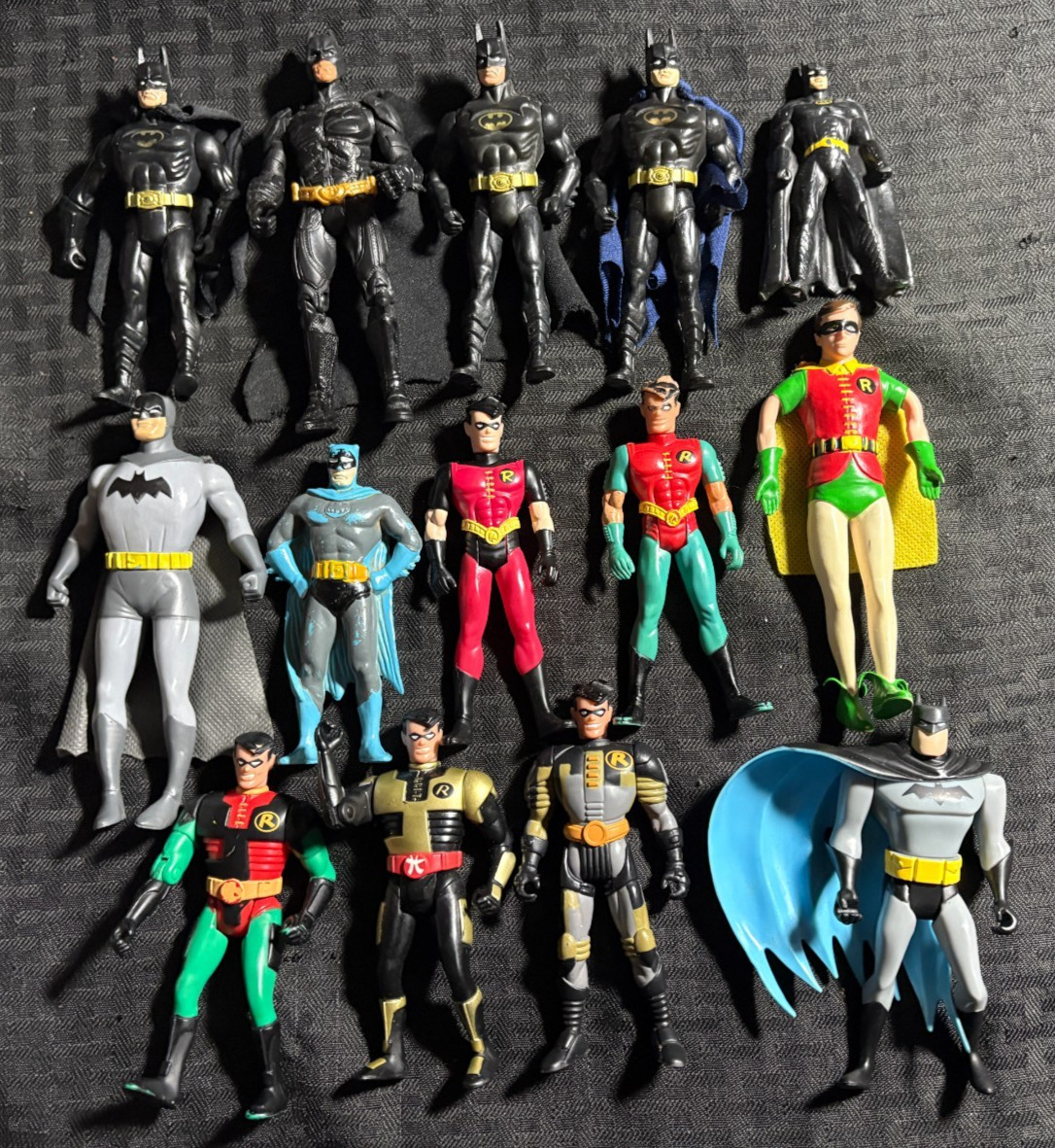 1990&rsquo;s DC COMICS BATMAN & ROBIN 5/5.5&Prime; Loose Action Figures (6.0/7.0) LOT of 14