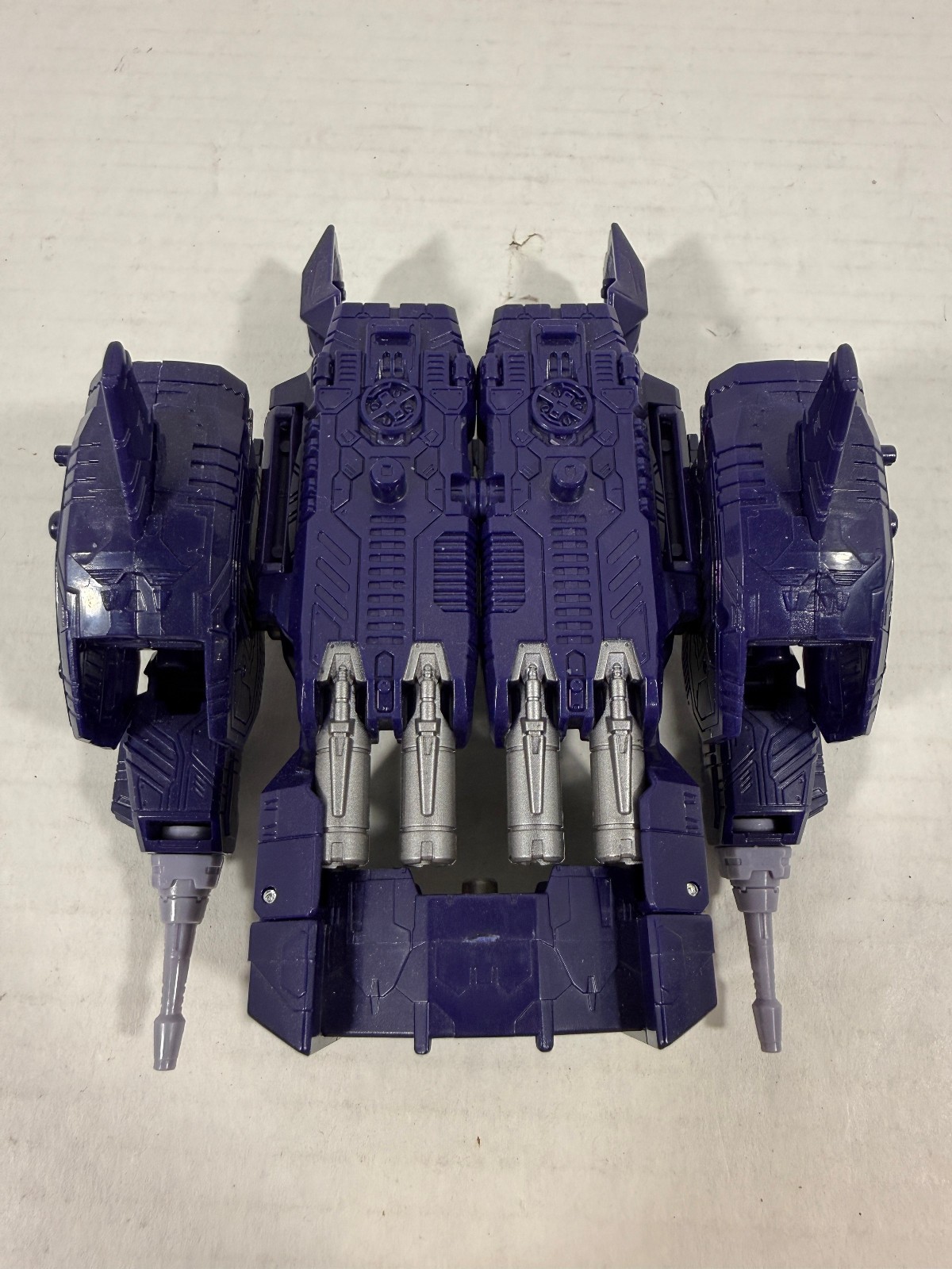 Hasbro Transformers WFC Siege Shockwave War for Cybertron Figure