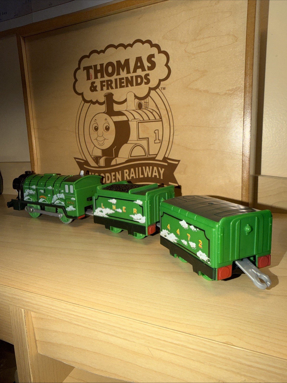 FLYING SCOTSMAN Thomas Friends Train TRACKMASTER 2013 4472 WATER LNER COAL