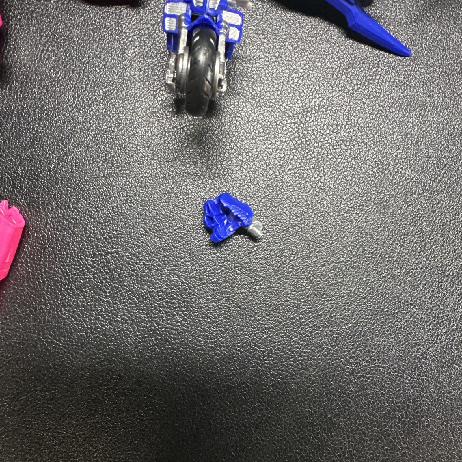 Transformers Arcee Chromia Elita Studio Series 52 Deluxe Class 2-3 inches