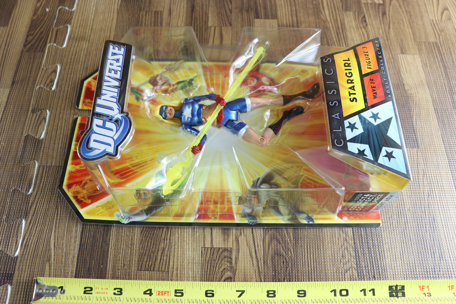 2011 DC Universe Classics STARGIRL Wave 19 Figure 3 STRIPE BAF