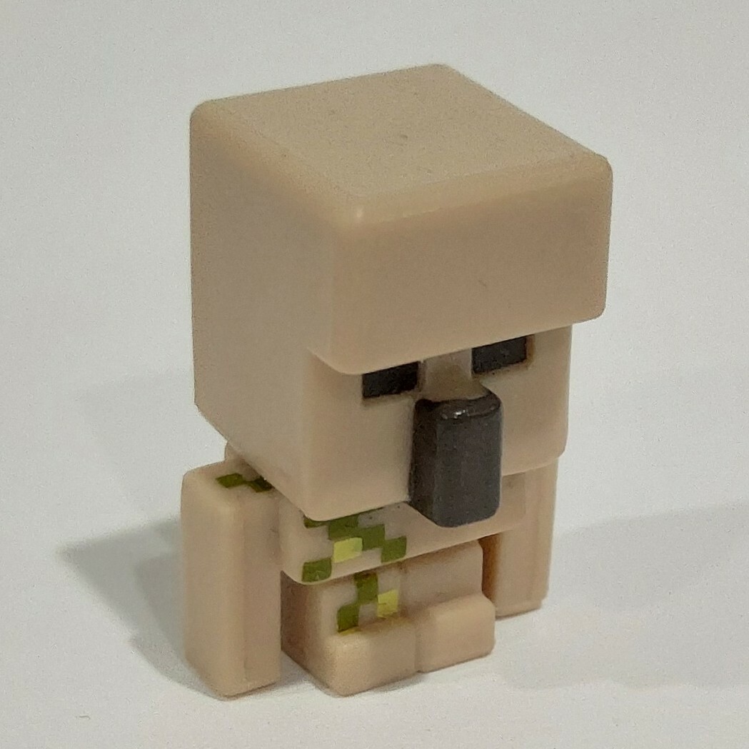 Minecraft Mini-Figures Grass Series 1&Prime; Iron Golem Figure Mojang