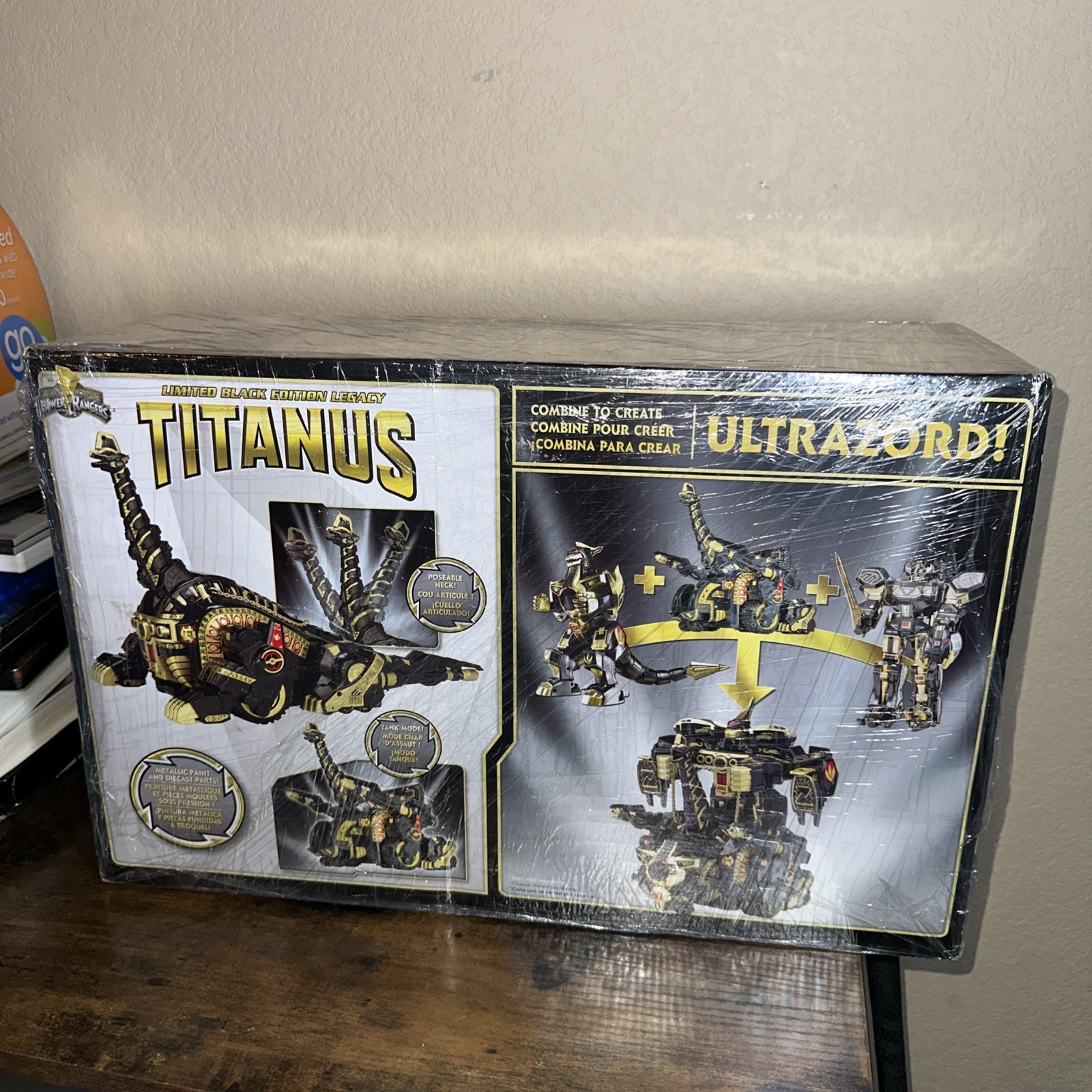 Mighty Morphin Power Rangers Legacy Titanus Carrier Zord Black Gold 2017