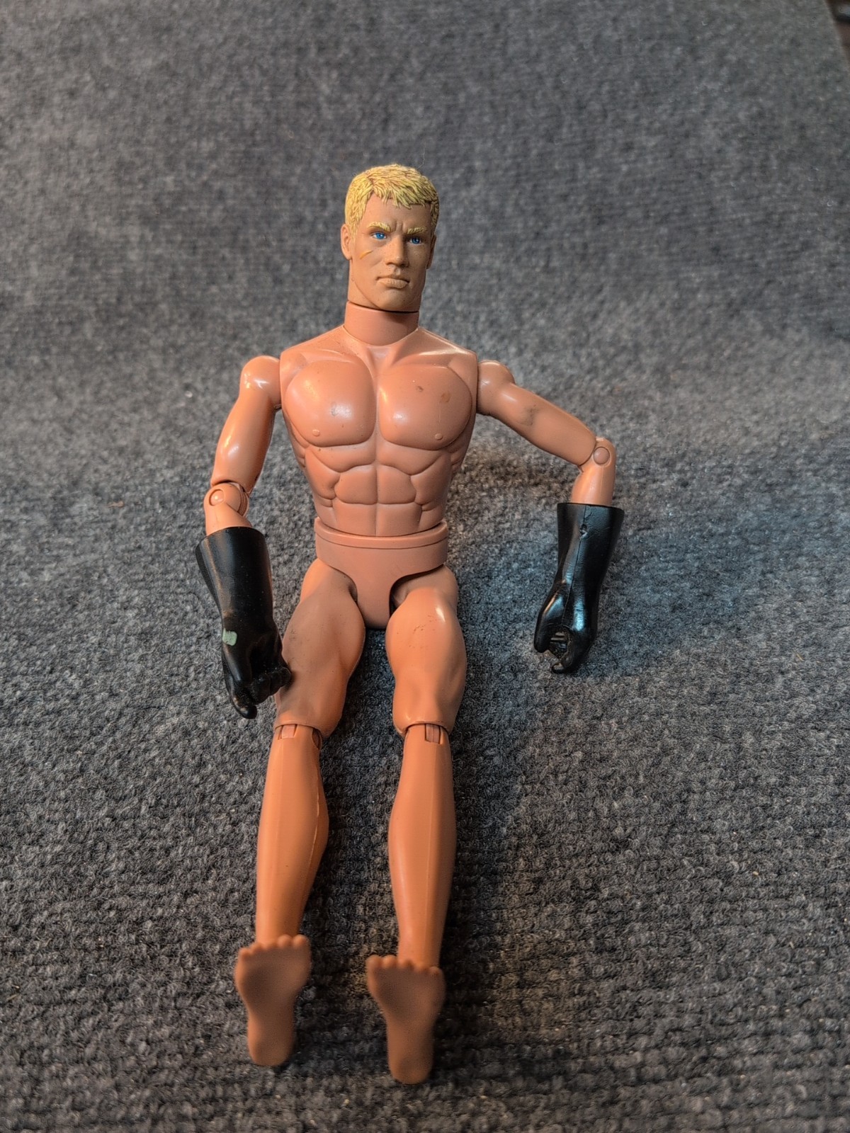 Vintage 96 Hasbro GI Joe Soldier 12&Prime; 1:6 Scale no clothes Blond straw Head glove