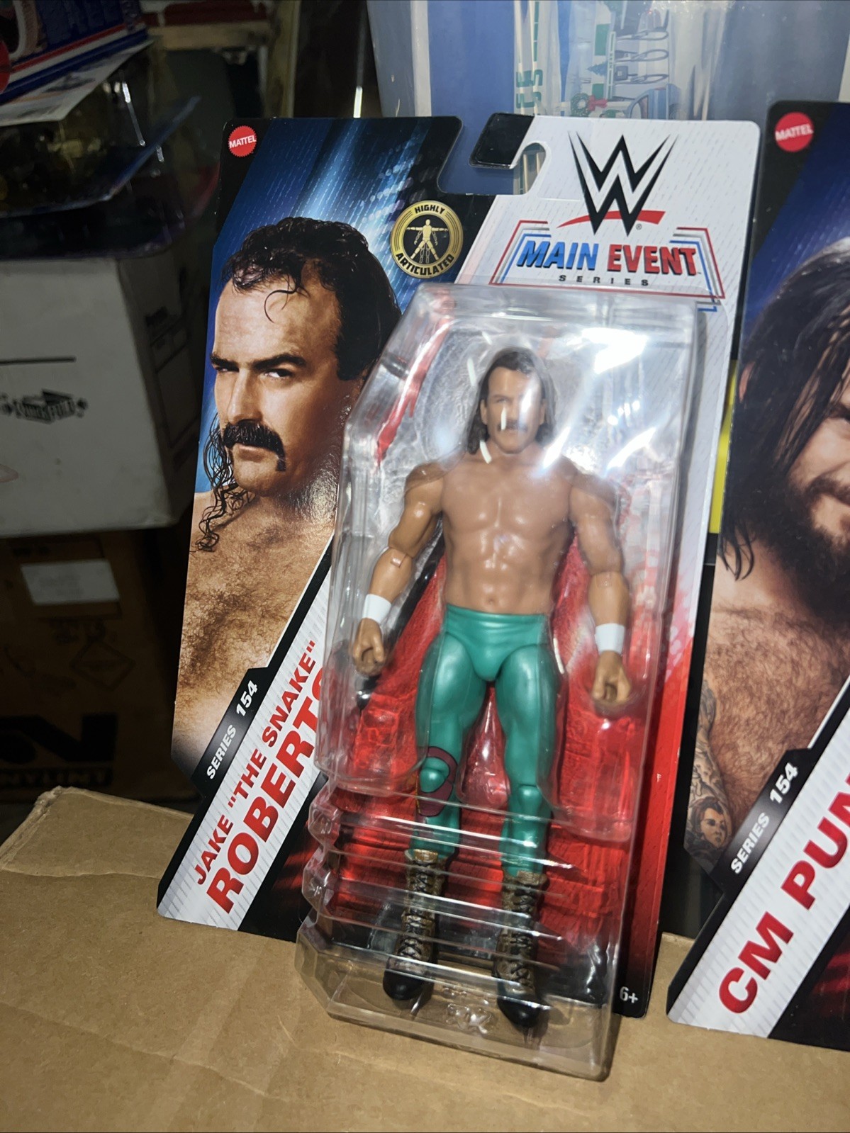 WWE Basic Series 154 Main Event Kianna James +5 others in series MOSC c2024