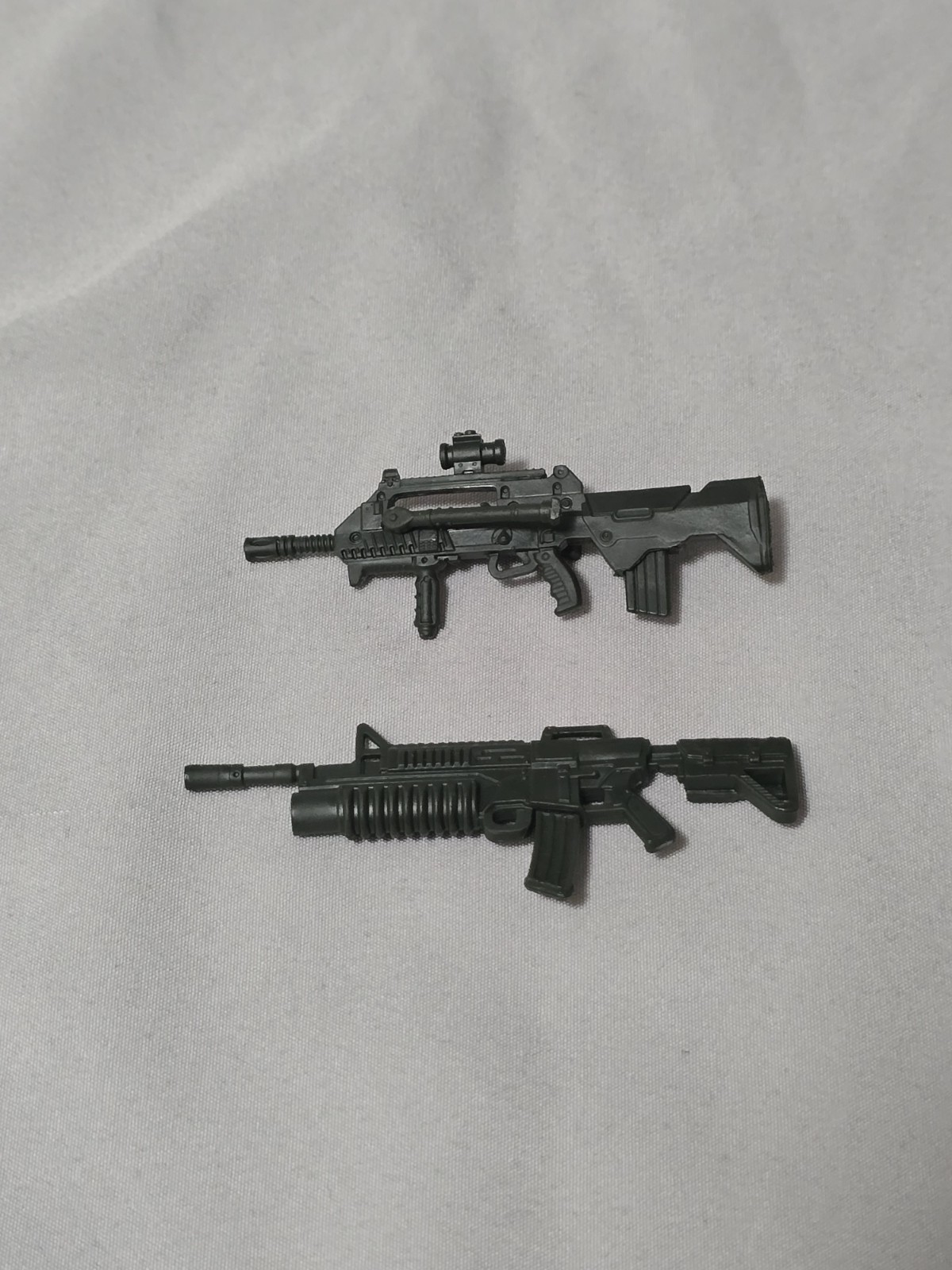 GI Joe Classified Action Soldier Special Forces Rifle + Machine Gun 6&Prime; Fodder