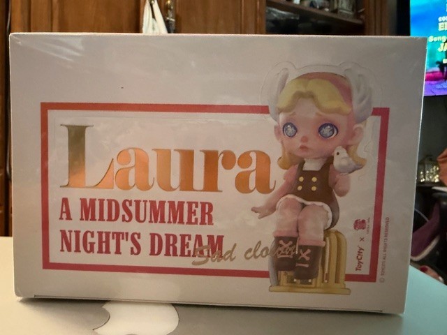 ToyCity Laura A Midsummer Night Full Set Sealed, Unopened, chance at Hidden doll