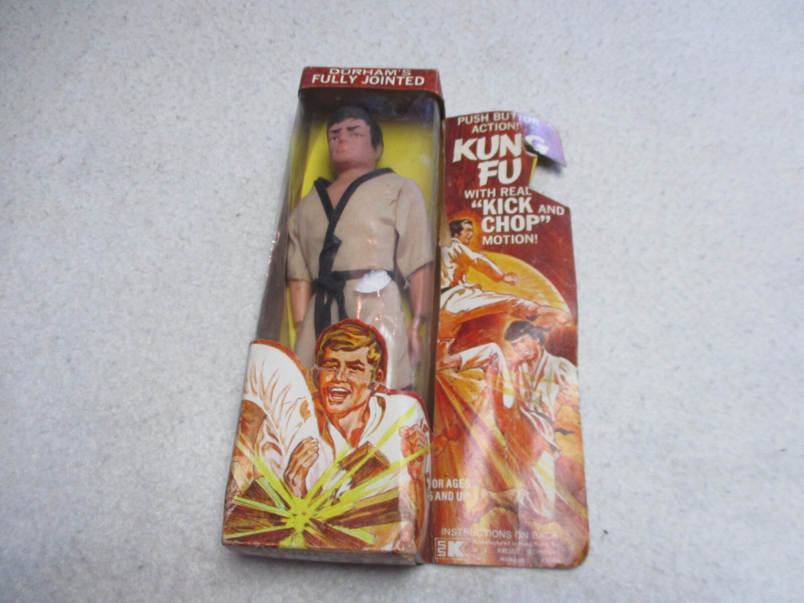DURHAM&rsquo;S FULLY JOINTED KUNG FU ACTION FIGURE PUSH BUTTON ACTION! IN BOX