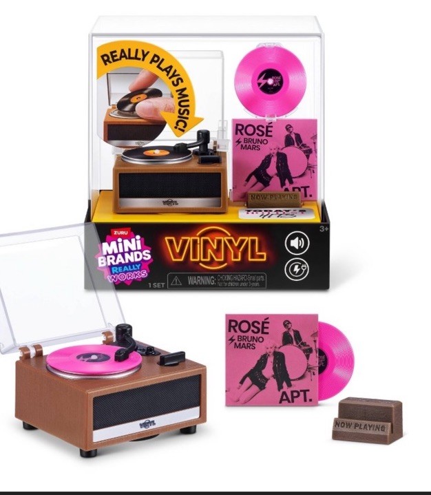 Zuru Mini Brands Really Works Vinyl Playset Series 1 – In Hand
