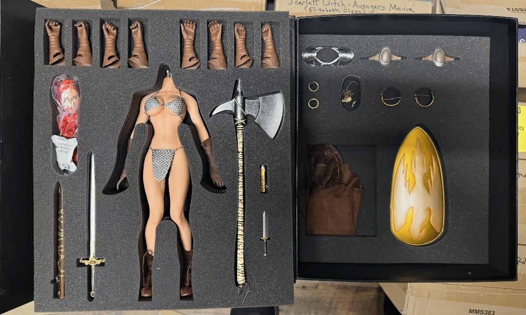 Phicen/Executive Replicas « Red Sonja » 1/6 scale figure set PL2015-86
