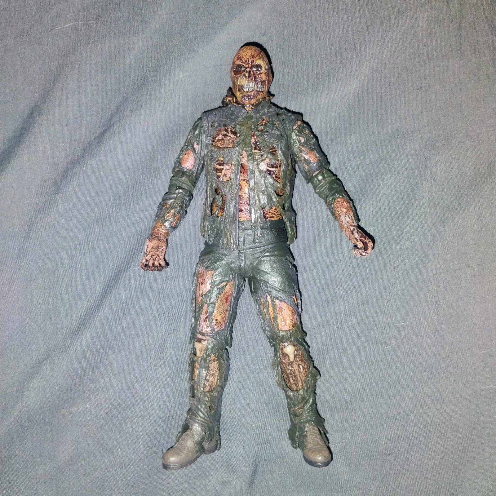 NECA Ultimate JASON VORHEES Friday the 13th Part VII New Blood Figure