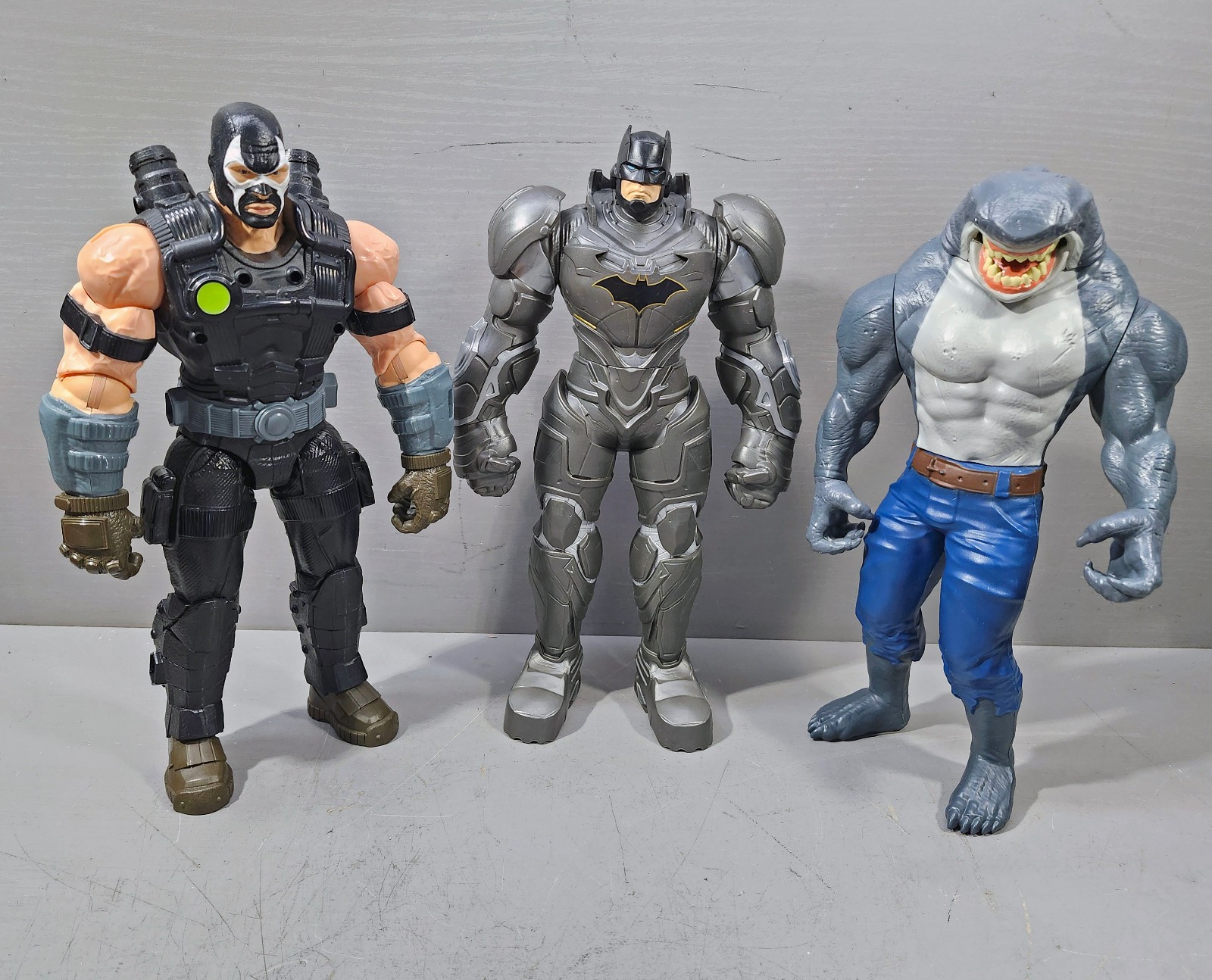 Lot of 3 DC Comics Giants Series 12&Prime; Action Figures Batman – Bane – King Shark