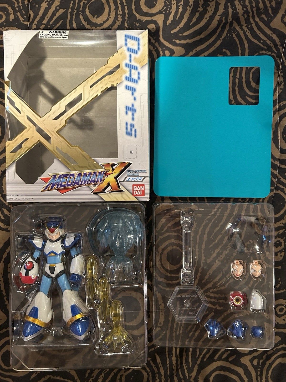 Mega Man X Full Armor D-Arts Bandai Tamashii Nations (Broken Arm)