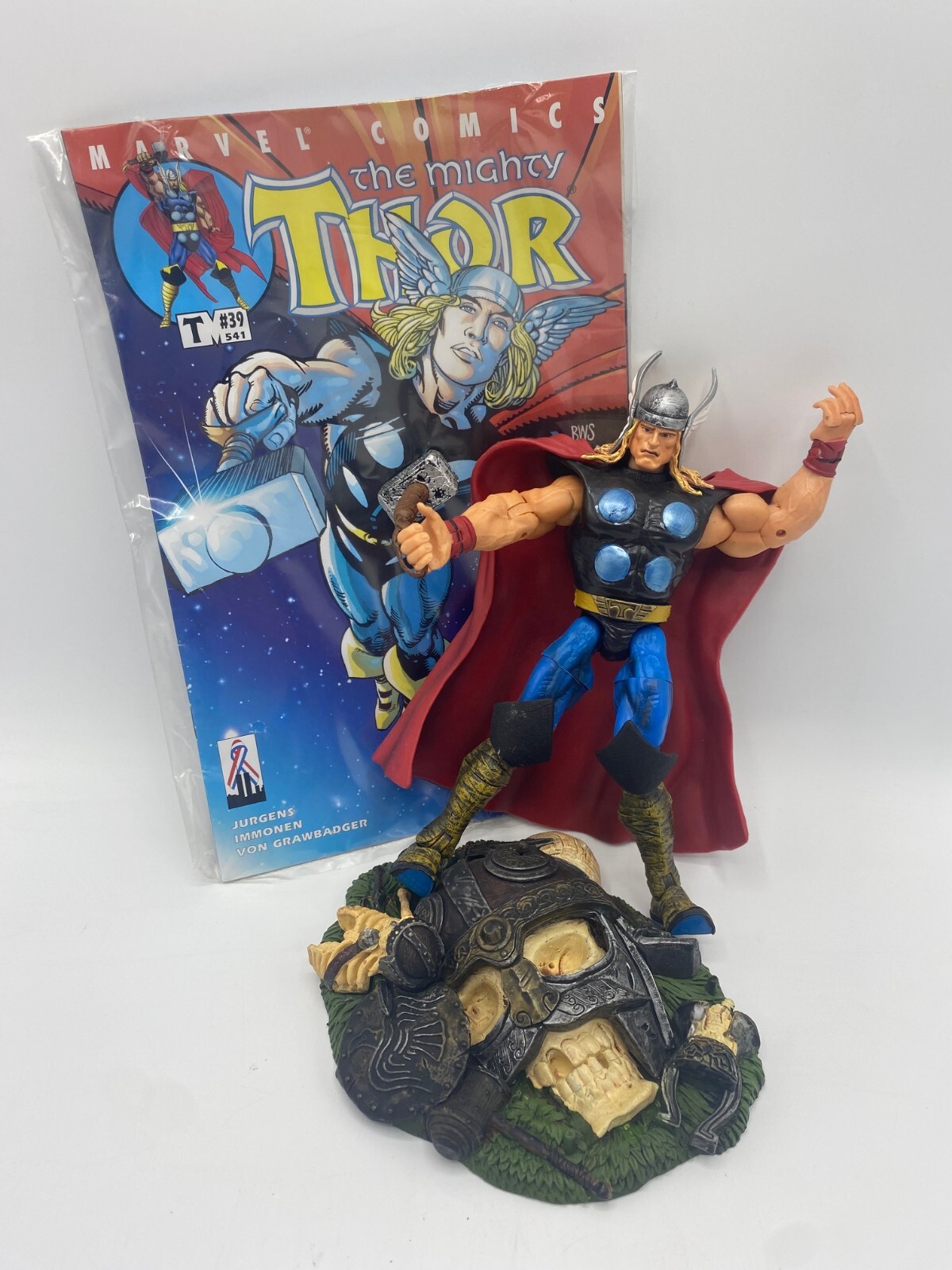 Marvel Thor Figure w/ Display Base & Mighty Thor #39 Comic Book Lot (P)