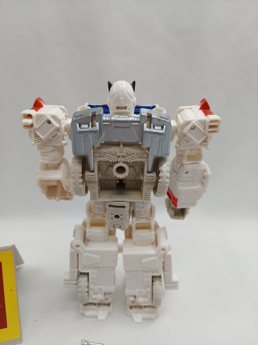 Transformers Wfc Siege Deluxe Class Ratchet (Walgreens Exclusive)