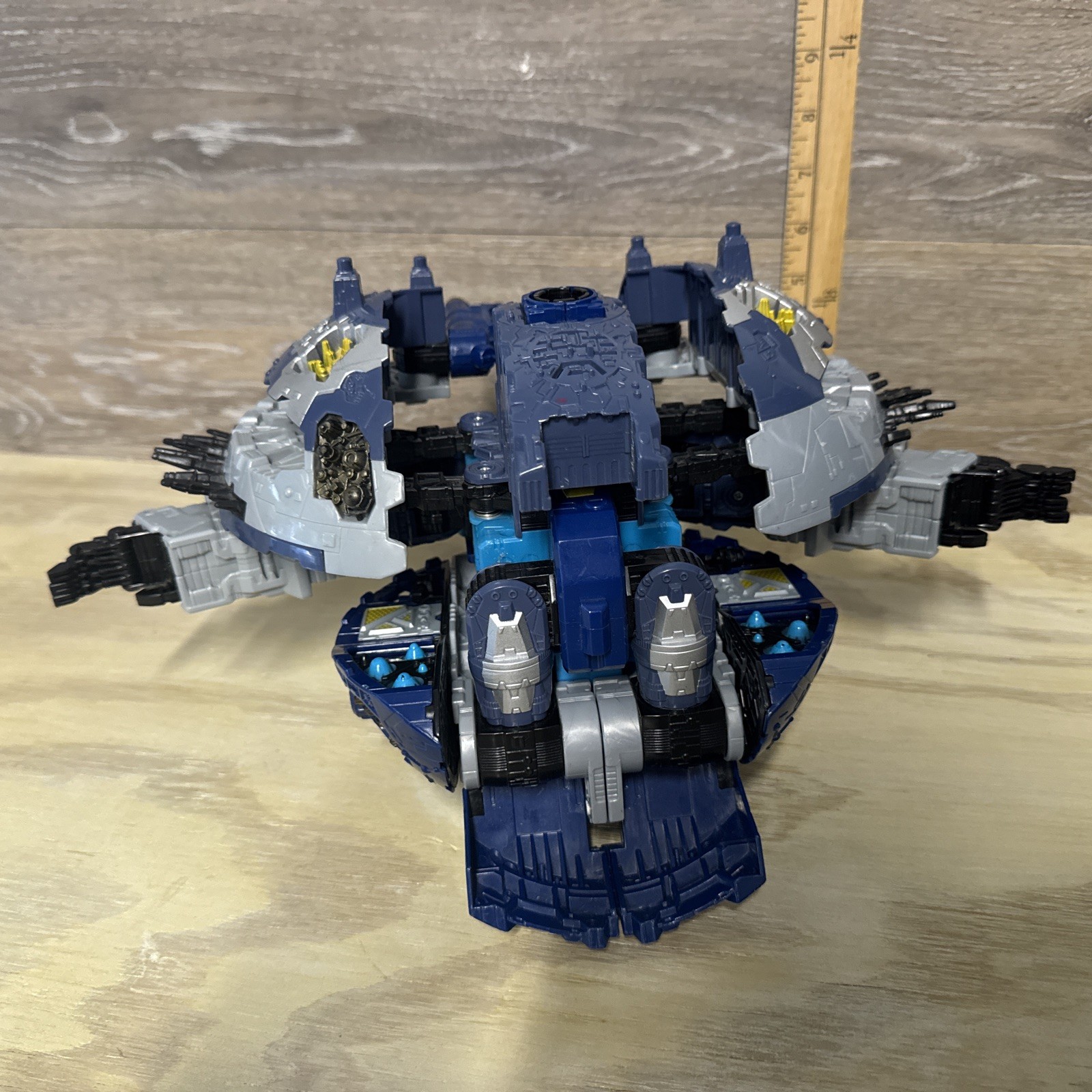 Transformers Supreme Class Cybertron Primus Unicron Planet Hasbro 2005 NO Key C1