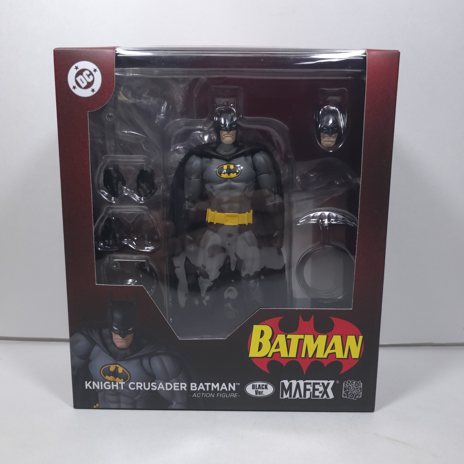 MAFEX No. 270: Batman -Knight Crusader (Black Ver.)