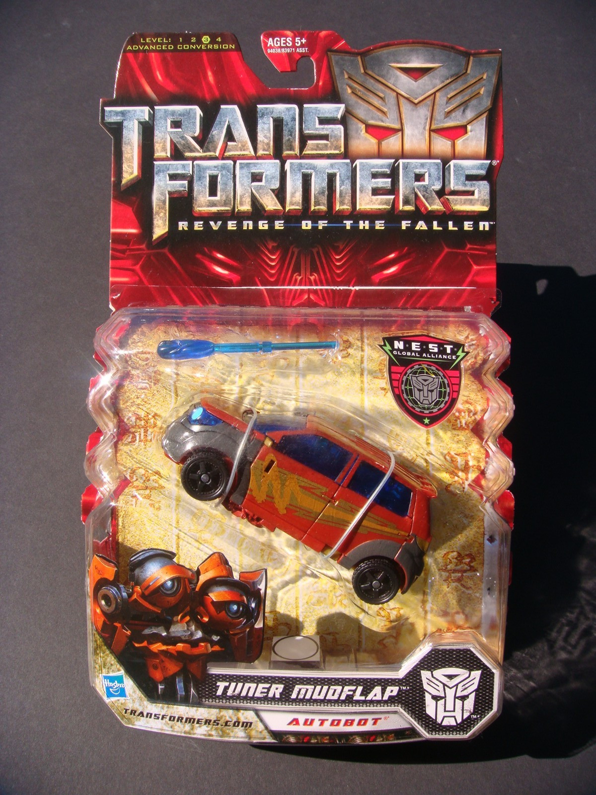8/11 OPENED* 100% COMPLETE TRANSFORMERS REVENGE OF THE FALLEN NEST DELUXE CLASS