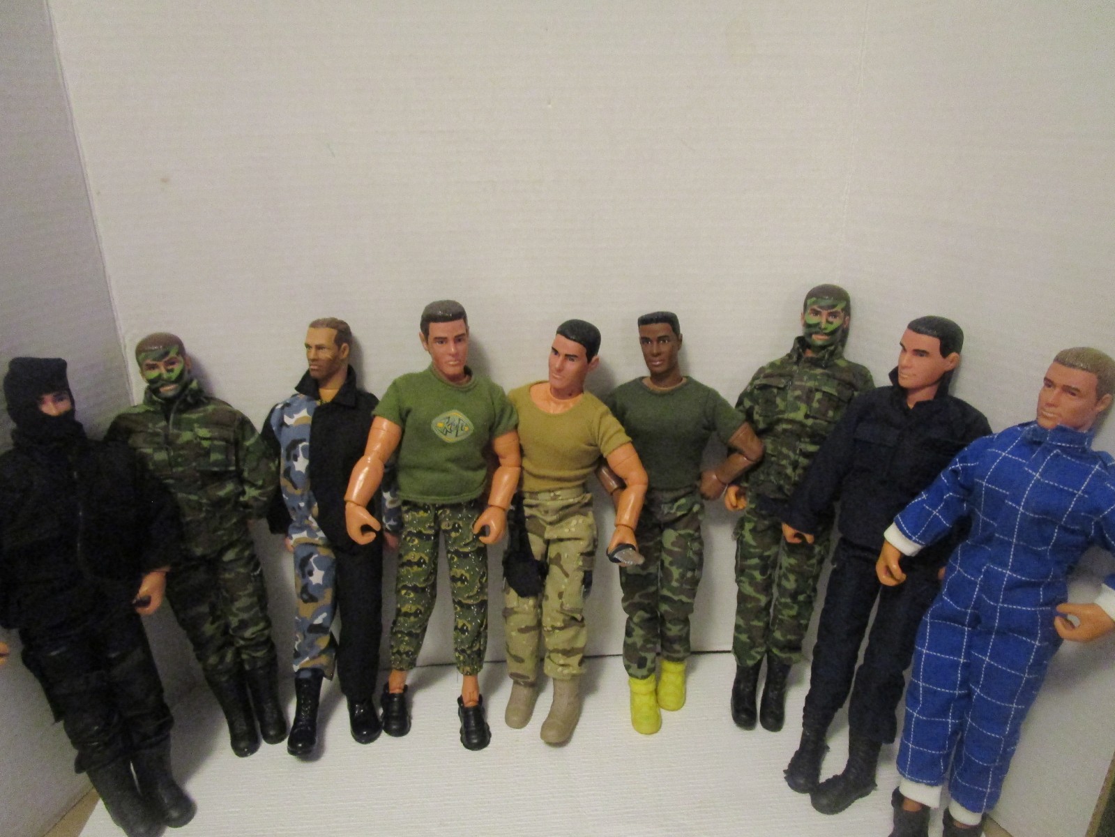 Power Team Elite World Peacekeepers 12&Prime; Military Action Figures Lot of 13 M&C