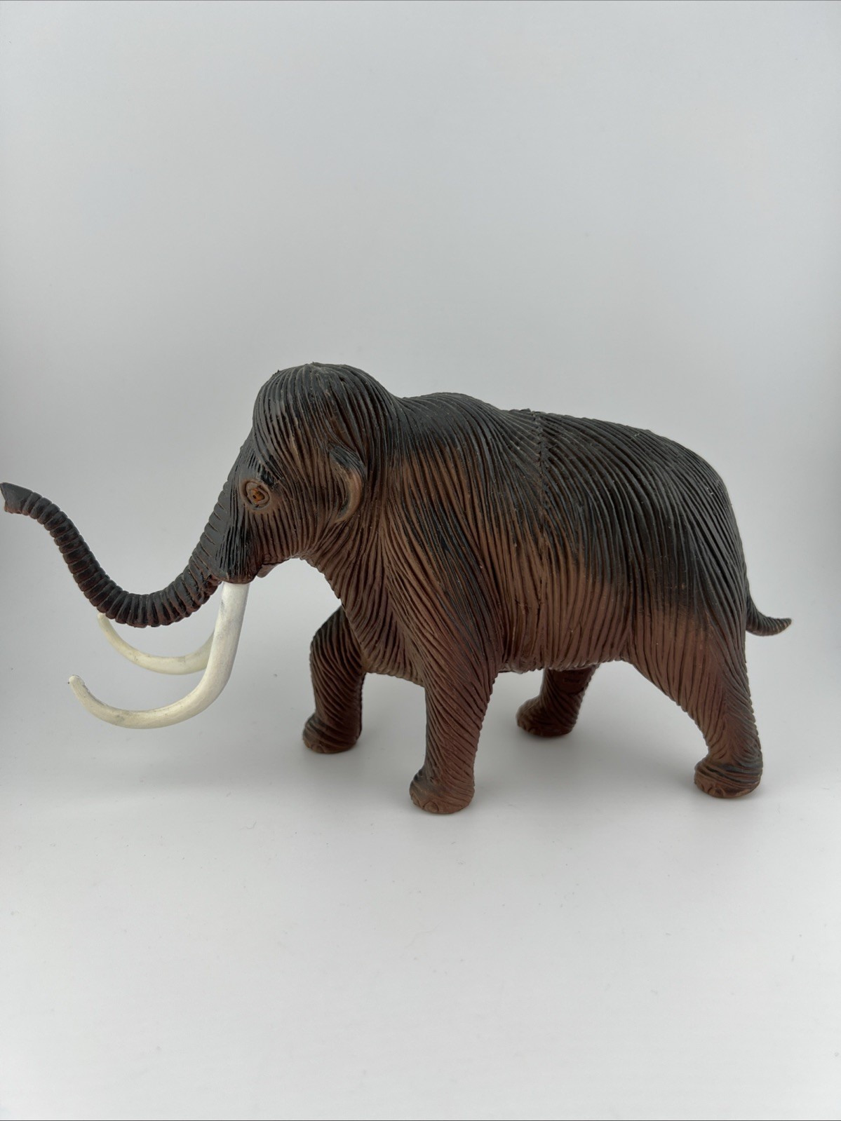 Wooly Mammoth Authentic Rare Toy Made In China 1990 D.M. 9&Prime; X 5&Prime; Great Texture!