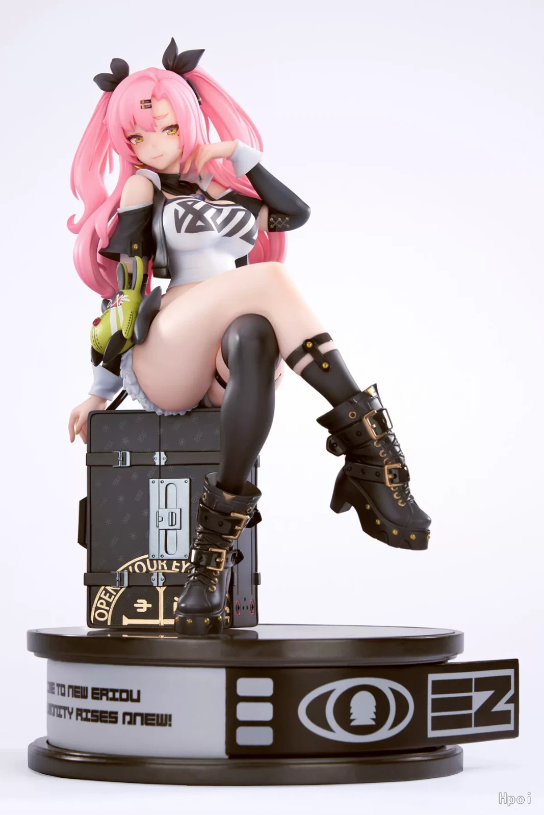 Zenless Zone Zero Official Nicole Demara 1/7 Figurine Model PVC Figure Doll Toy