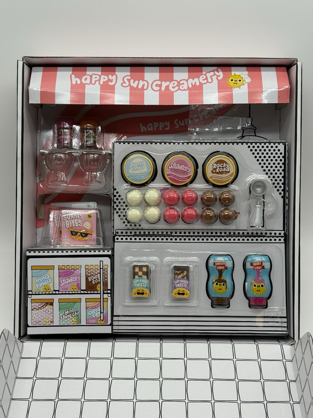 MGA&rsquo;s Miniverse Make It Mini Ice Cream Social NIB
