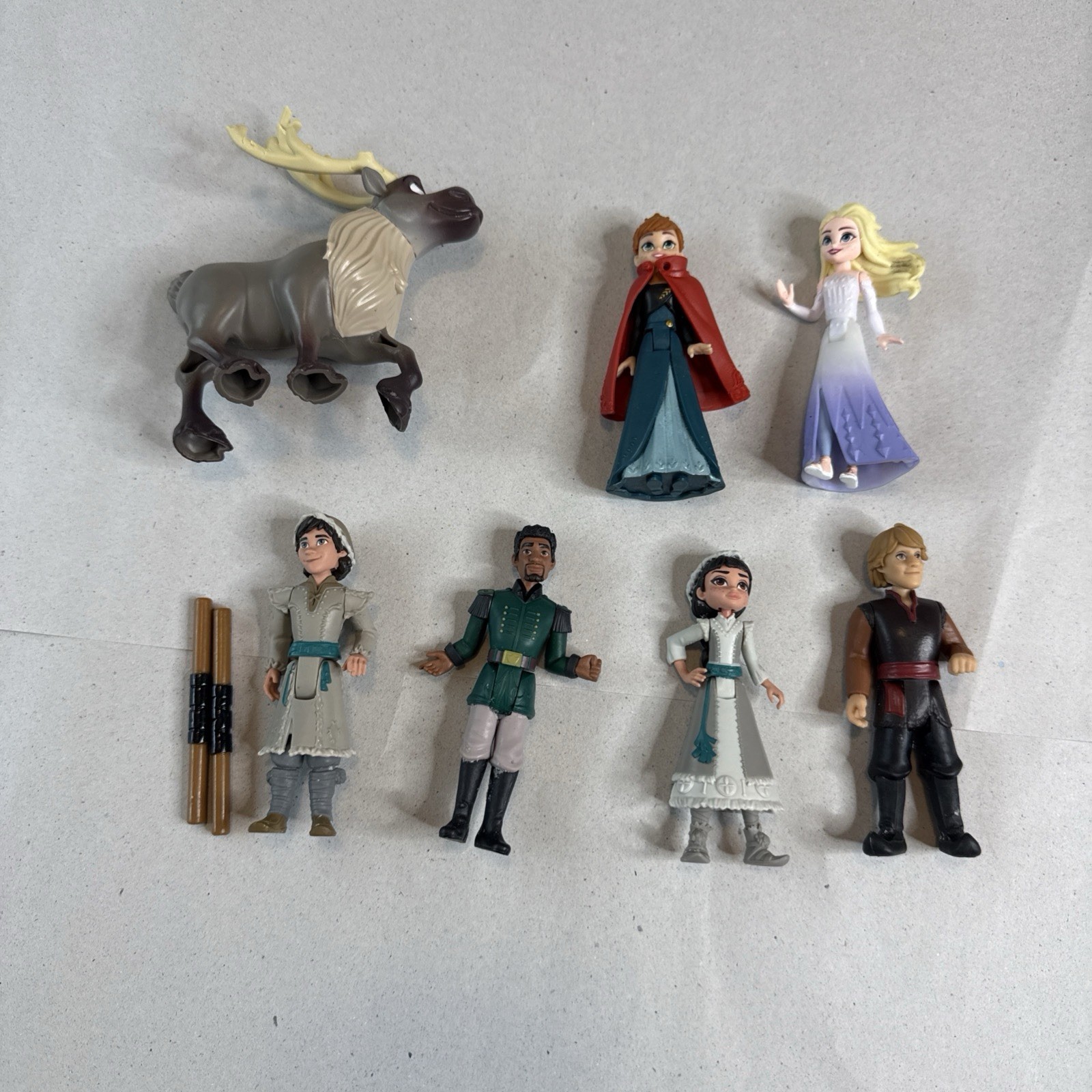 Lot of 7 Hasbro Frozen 2 Figures ELSA ANNA Olaf Sven Kristoff Honeymaren Ryder