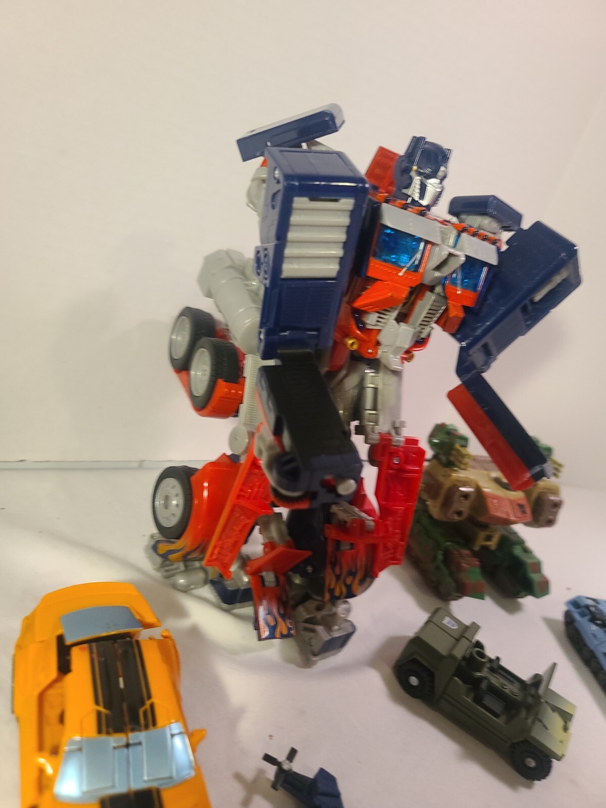 Transformers Lot Various Years Autobots Decepticons – Unsure if Complete