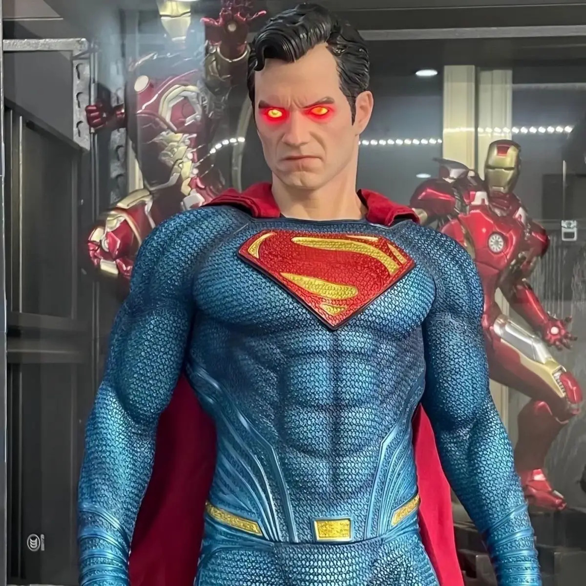 High-Quality Handmade Superman GK Statue – Perfect Justice League Gift