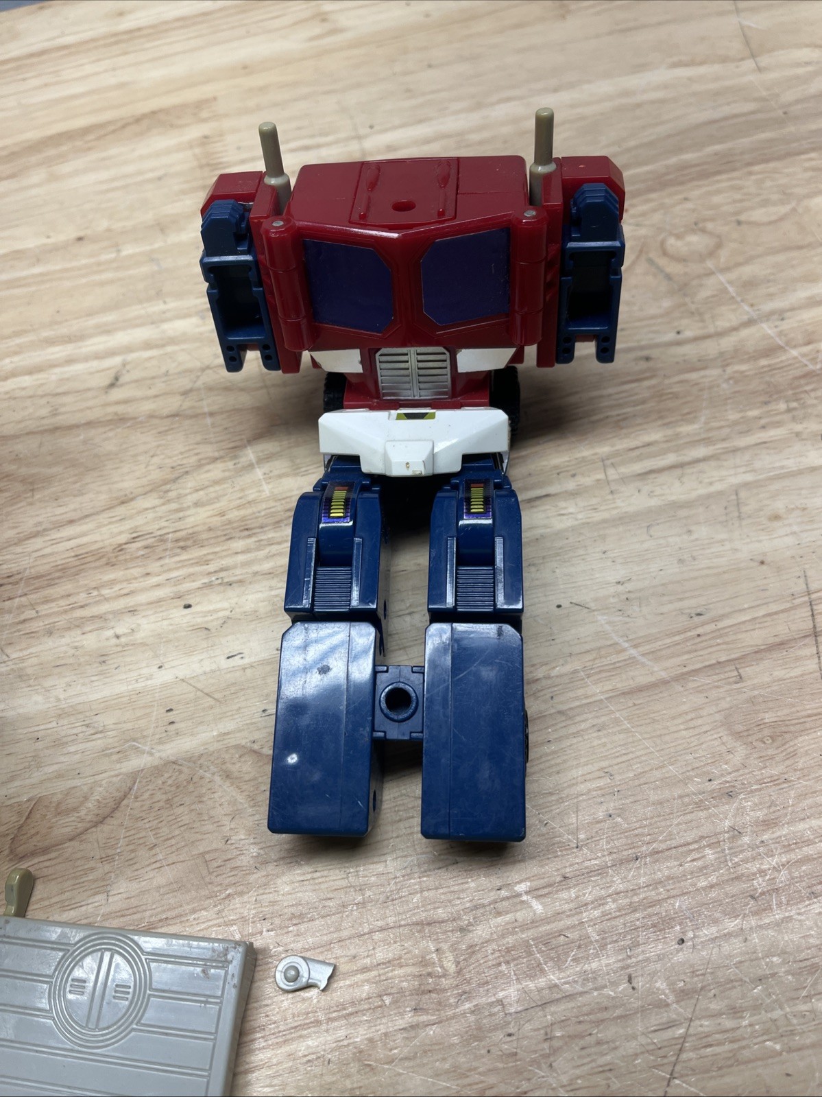 Vintage Transformer Optimus Prime Broken Hinge