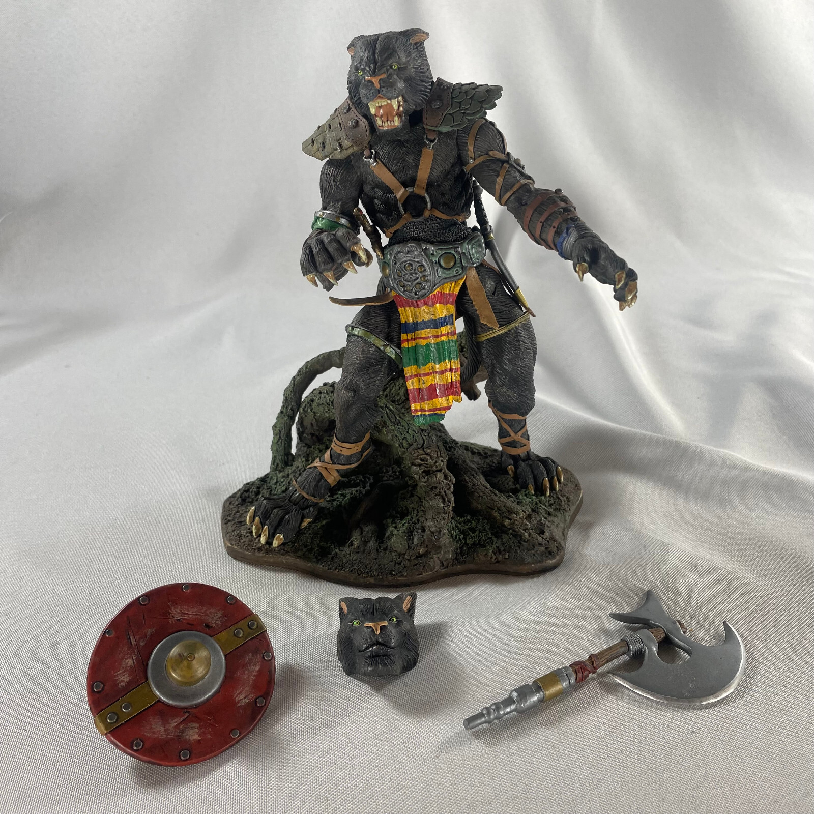 Tswana Realm of the Claw Stan Winston Creatures 2001 Figure w/ Accessories