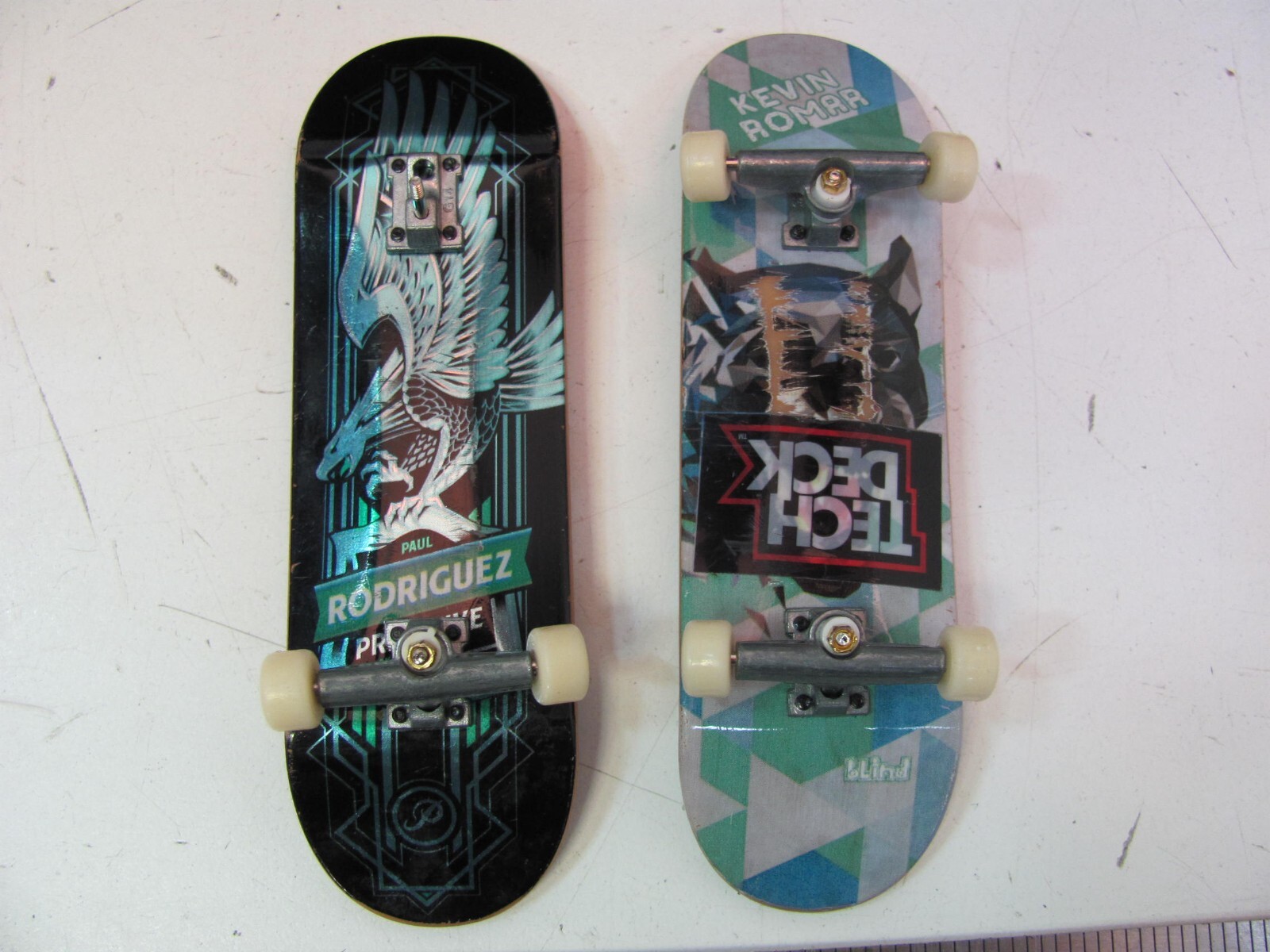 TECH DECKPLAY AND DISLAY TRANSFORMING CASE AND 2 EXTRA BOARDS. RODRIGUEZ ROMAR