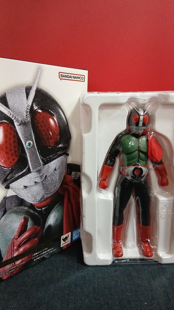Bandai S H Figuarts Kamen Rider Shin 2go Figure Showa Edition Collectible